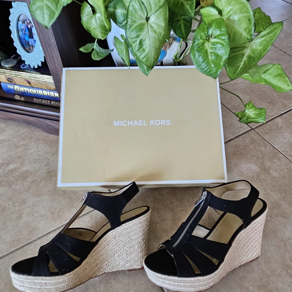 Michael Kors Black Wedge Sandals - Picture 1 of 7